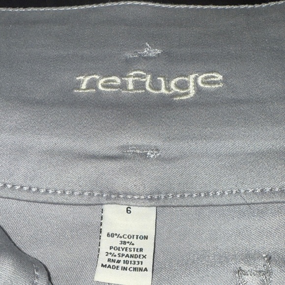 Women's light gray stretch high waisted Denim like Shorts - Picture 4 of 6